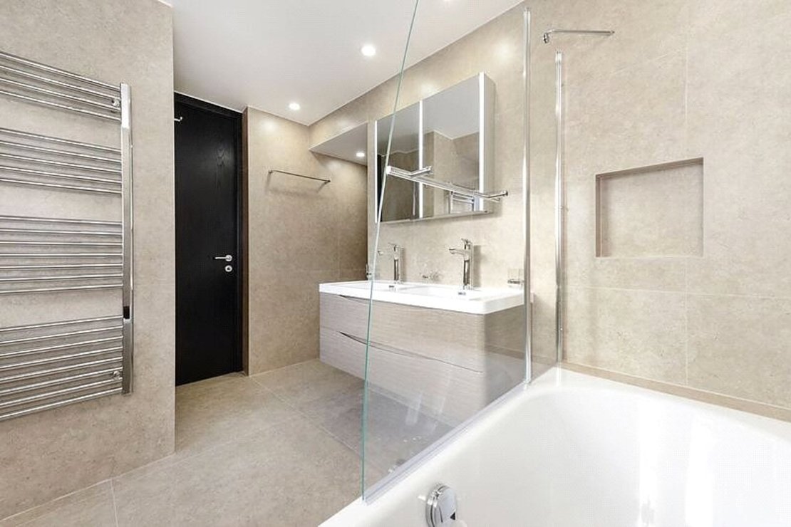 3 bedroom Flat,Newhome to rent in Boydell Court-view6