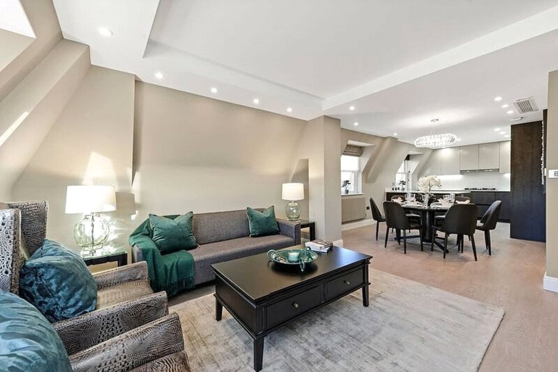 3 bedroom Flat,Newhome to rent in Boydell Court-view2