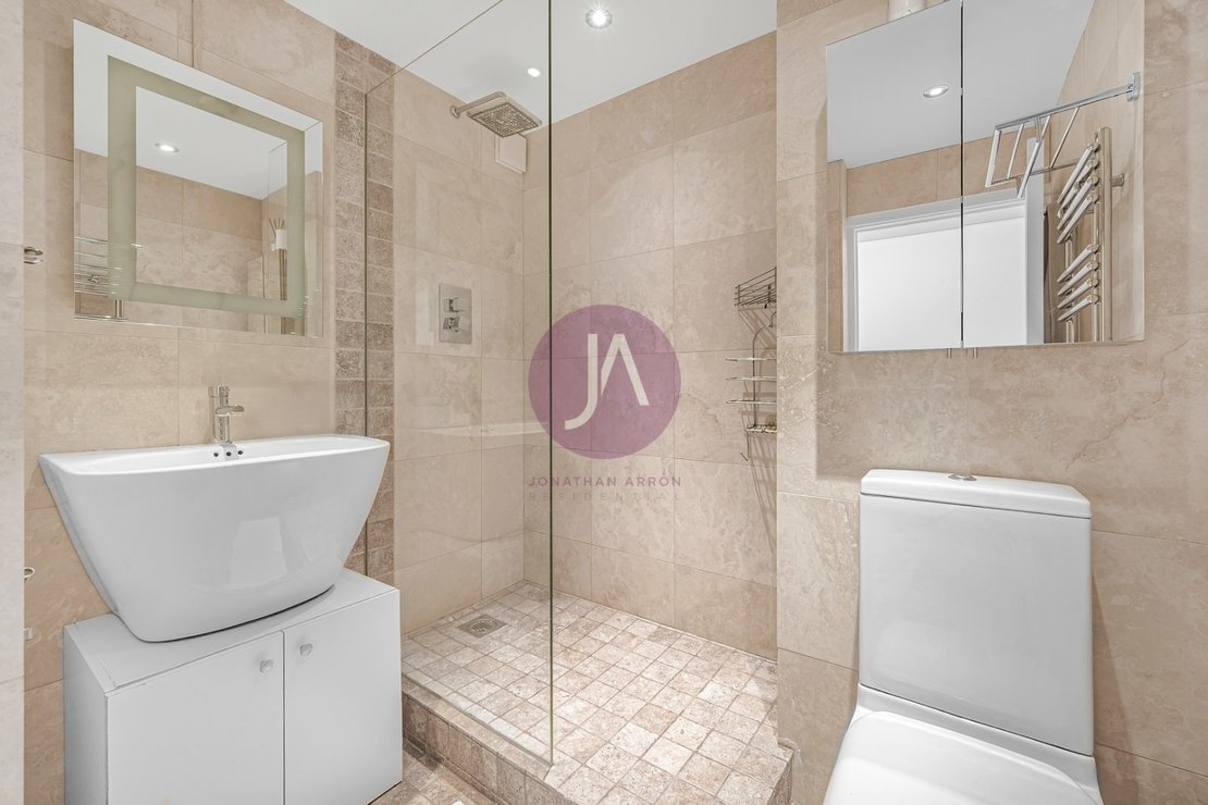 3 bedroom Flat to rent in Buttermere Court-view12