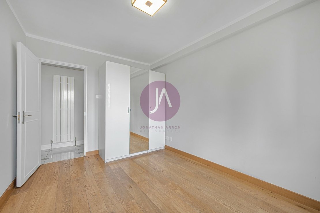 3 bedroom Flat to rent in Buttermere Court-view8