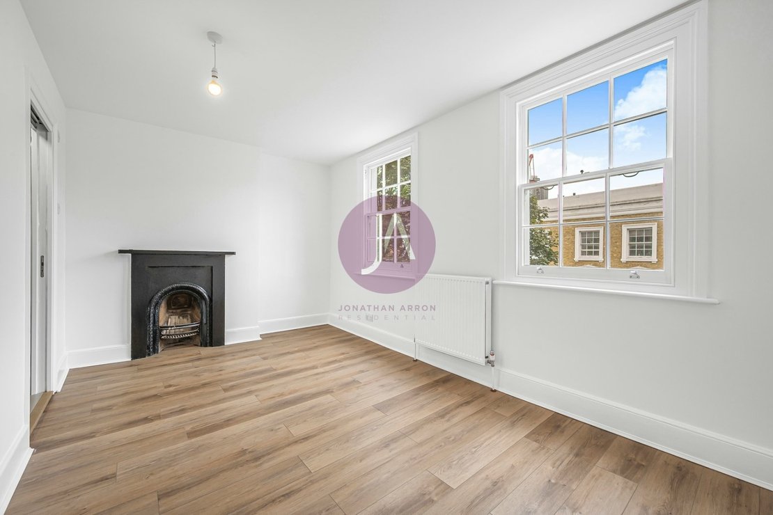 2 bedroom Flat to rent in Caledonian Road-view5
