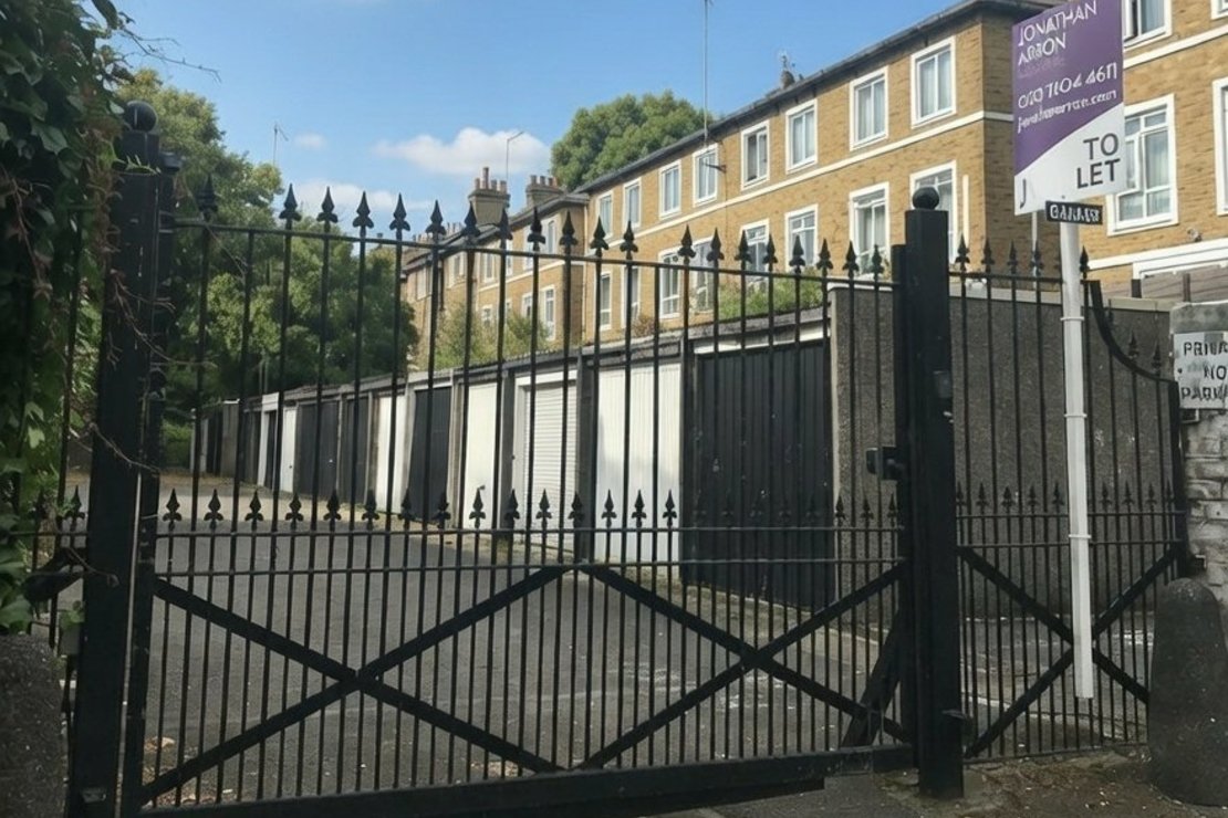 Properties to rent in Carlton Hill-view1