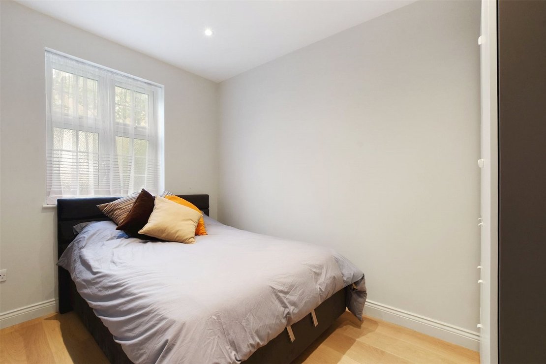 1 bedroom Flat to rent in Cedric Chambers-view7