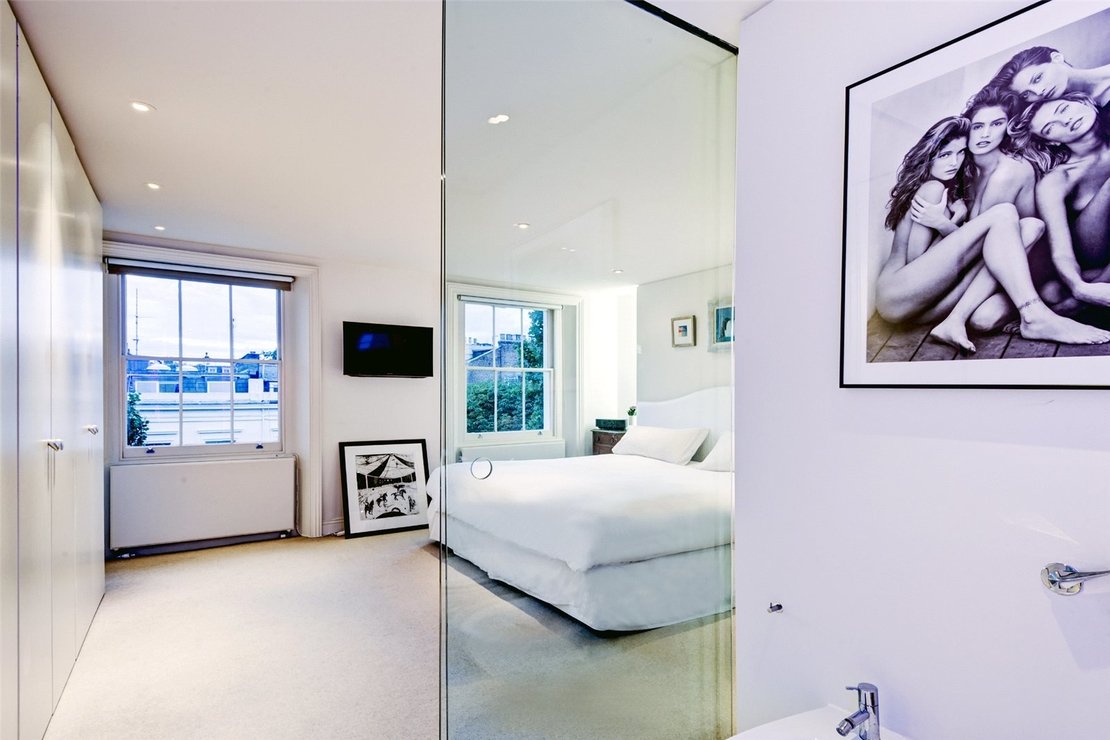 2 bedroom Maisonette to rent in Clarendon Gardens-view8