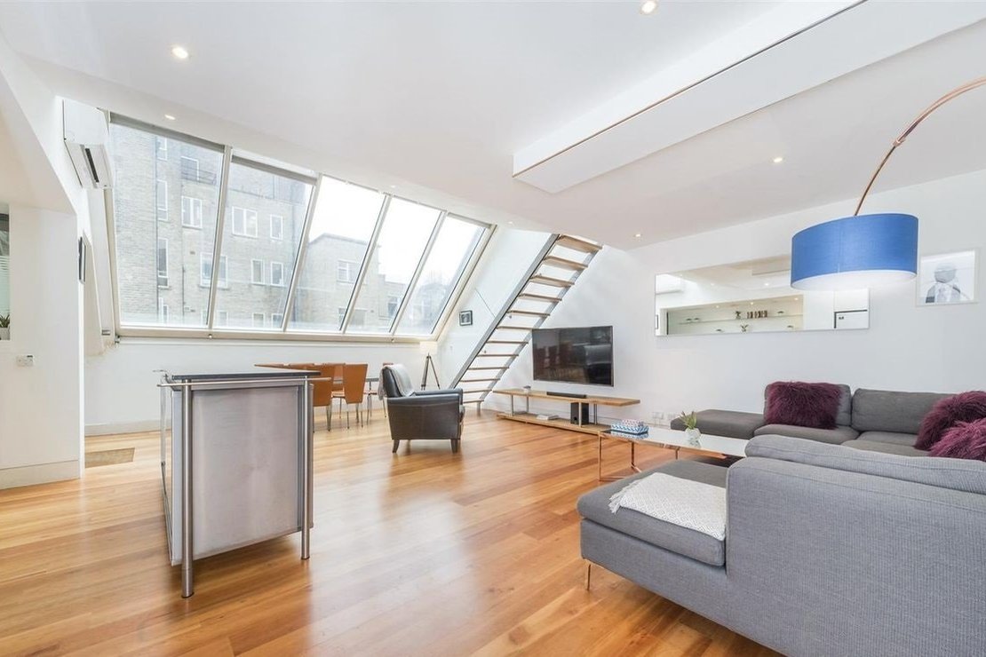 3 bedroom Maisonette to rent in Dean Street-view1