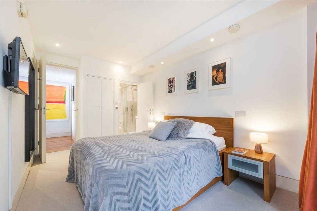 3 bedroom Maisonette to rent in Dean Street-view12