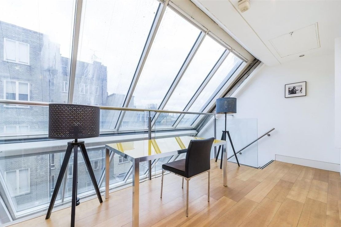 3 bedroom Maisonette to rent in Dean Street-view14