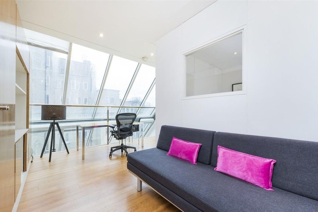 3 bedroom Maisonette to rent in Dean Street-view8