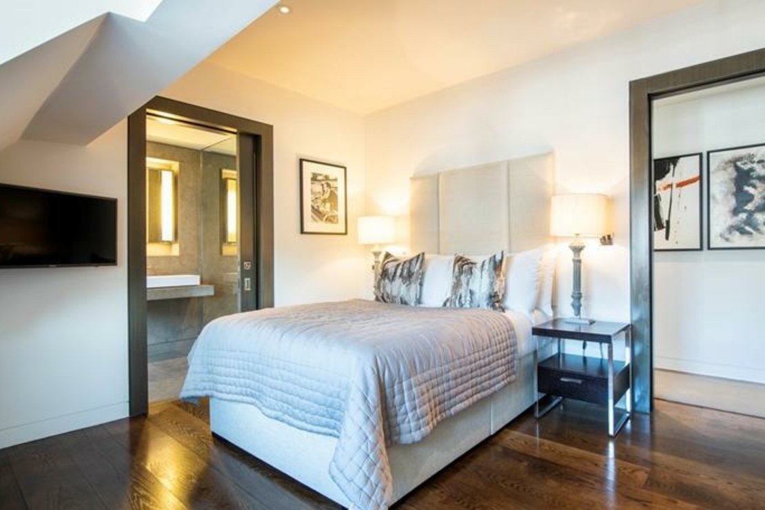 2 bedroom Flat,Newhome to rent in Duke Street-view11