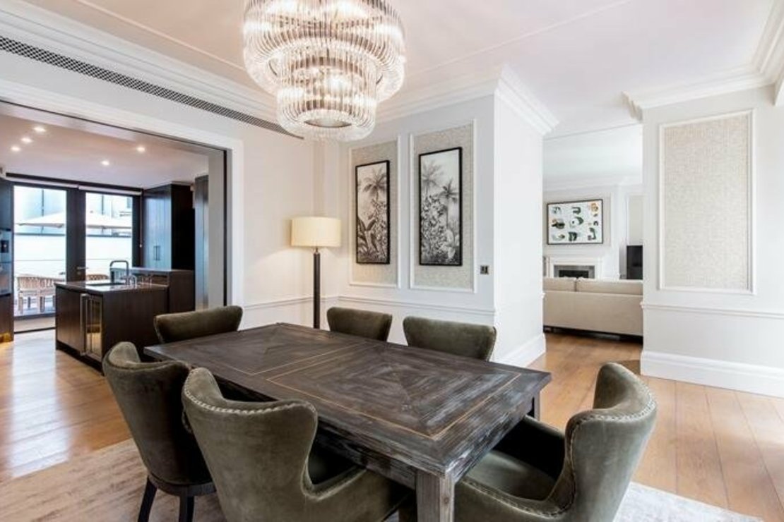 3 bedroom Flat to rent in Duke Street-view1