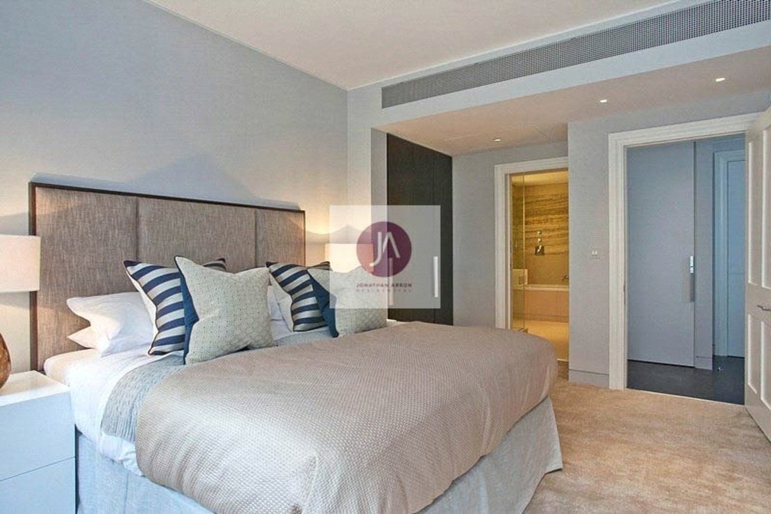 2 bedroom Flat to rent in Duke Street-view5