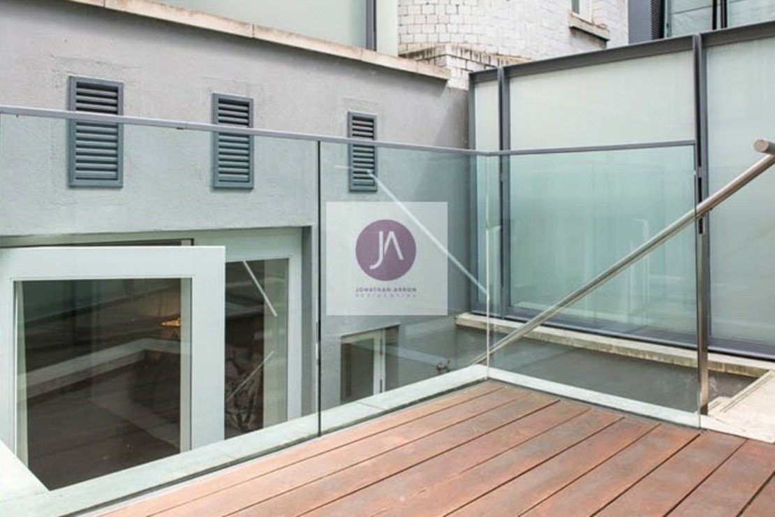 2 bedroom Flat to rent in Duke Street-view8