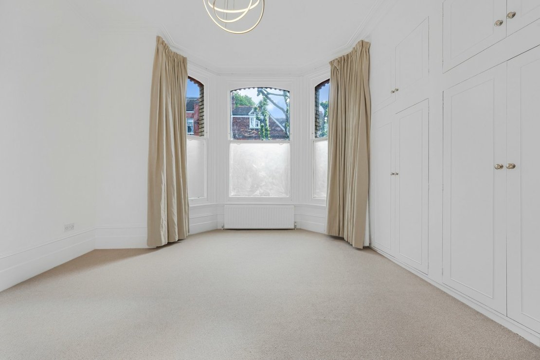 2 bedroom Flat to rent in Ellerdale Road-view7