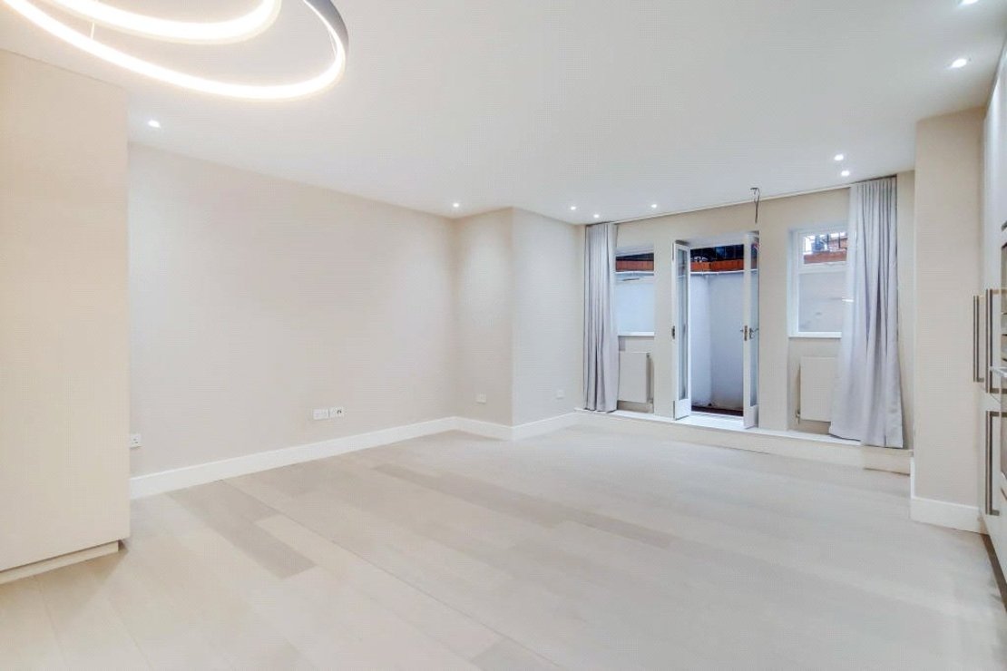 1 bedroom Flat to rent in Fitzjohns Avenue-view2