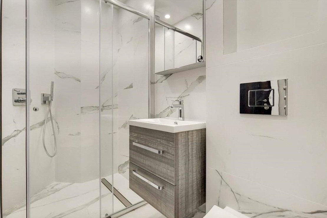 1 bedroom Flat to rent in Fitzjohns Avenue-view6