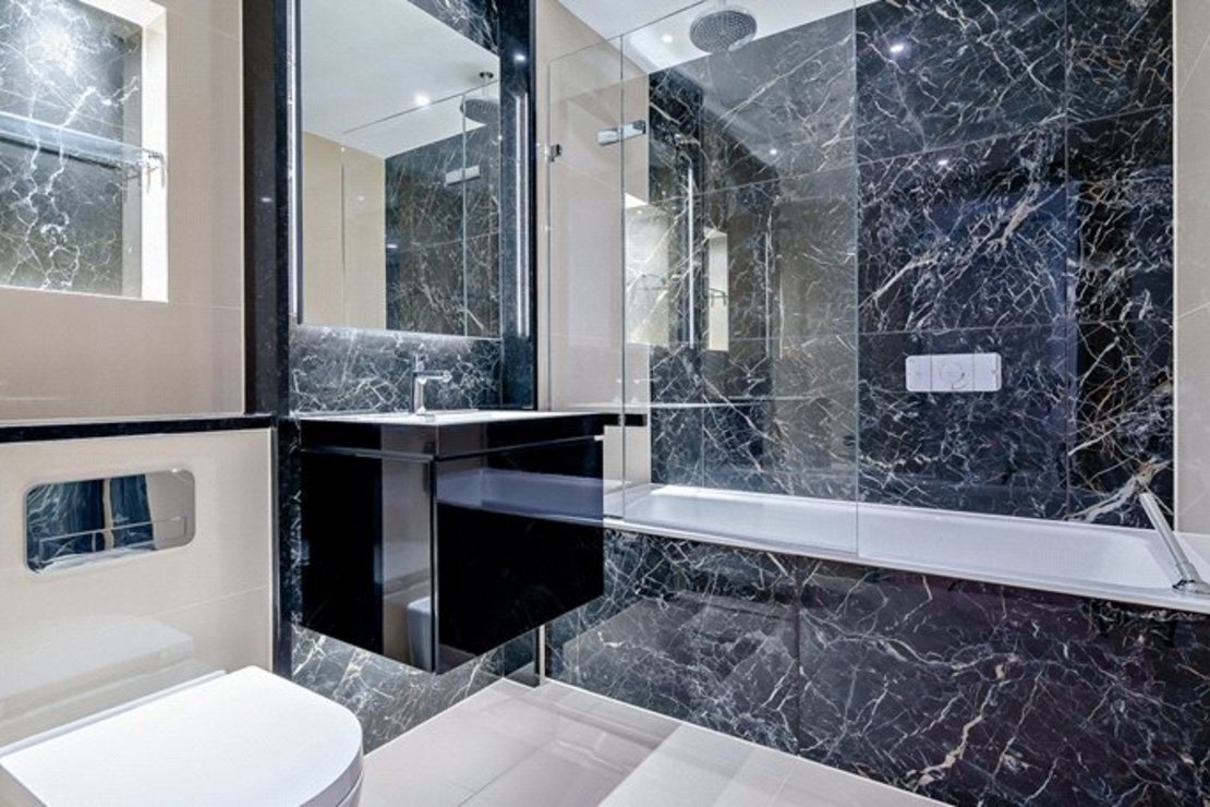 1 bedroom Flat,Newhome to rent in Garrett Mansions-view6