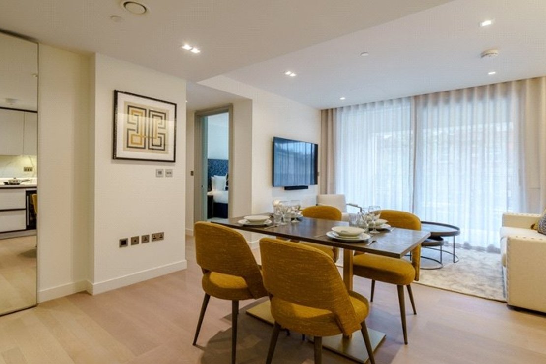 1 bedroom Flat,Newhome to rent in Garrett Mansions-view2