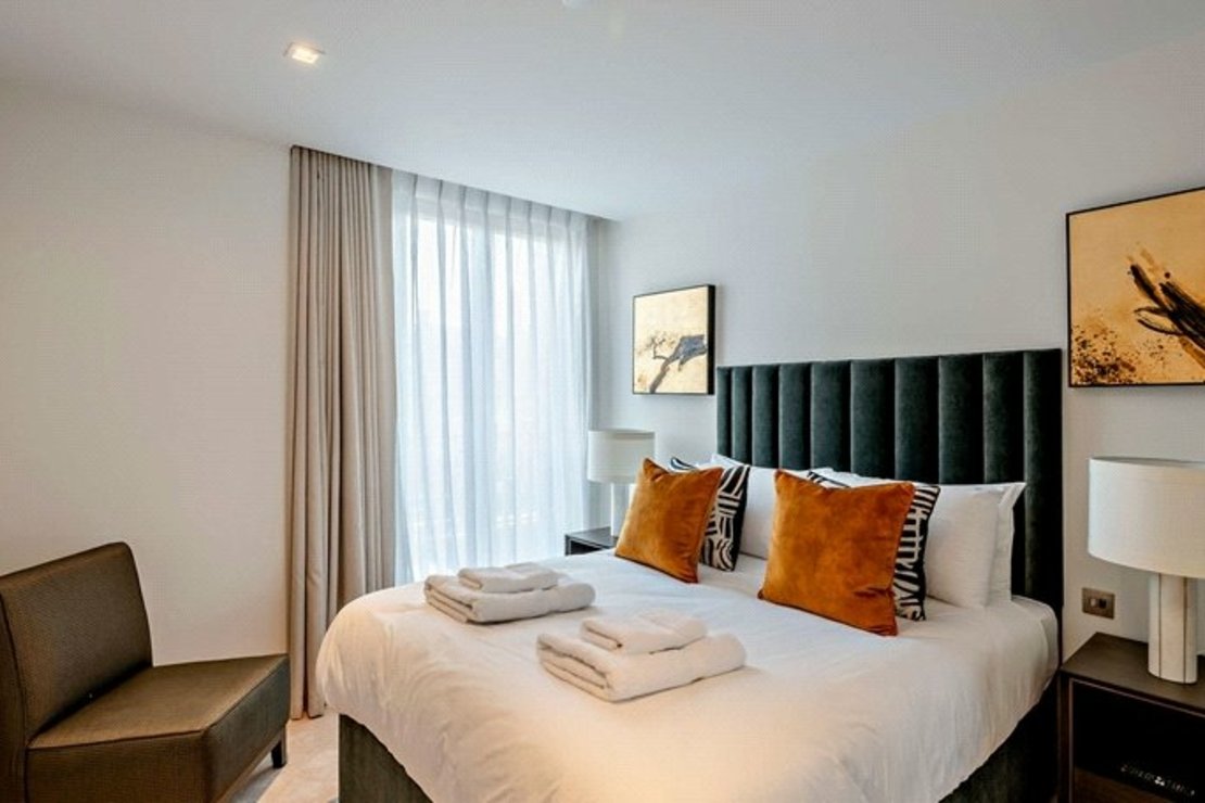 1 bedroom Flat,Newhome to rent in Garrett Mansions-view6