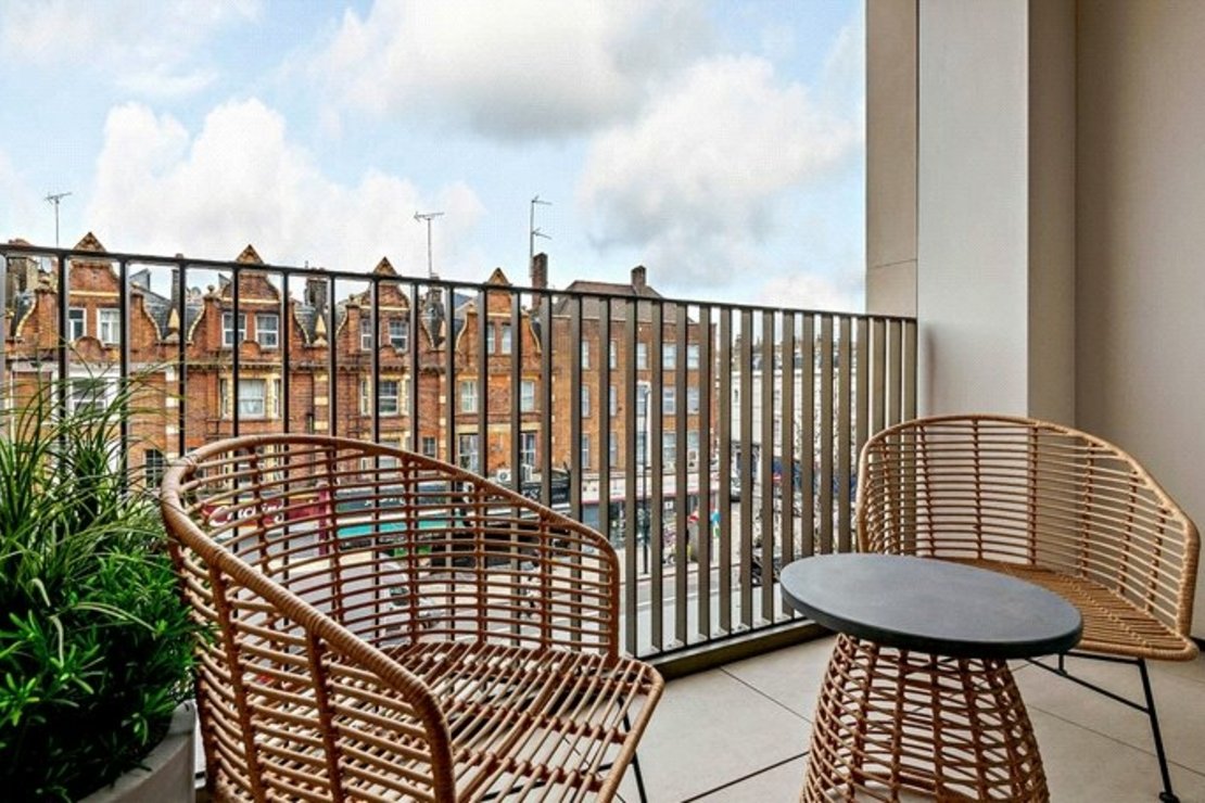 1 bedroom Flat,Newhome to rent in Garrett Mansions-view7