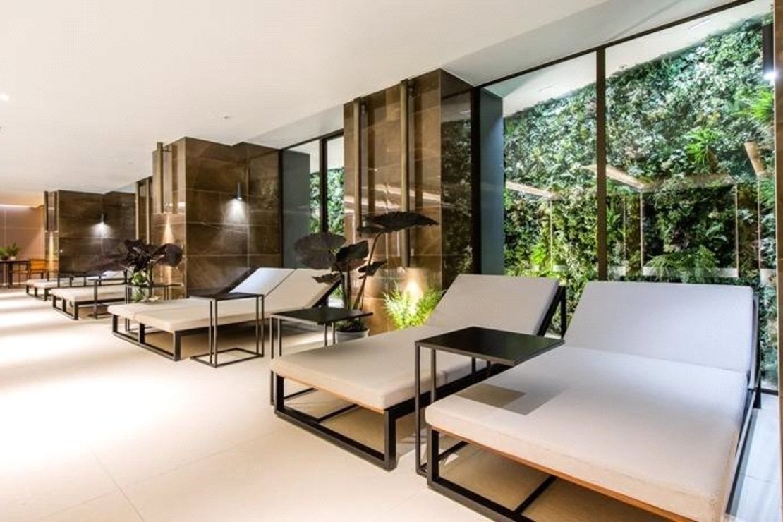 1 bedroom Flat to rent in Garrett Mansions-view10