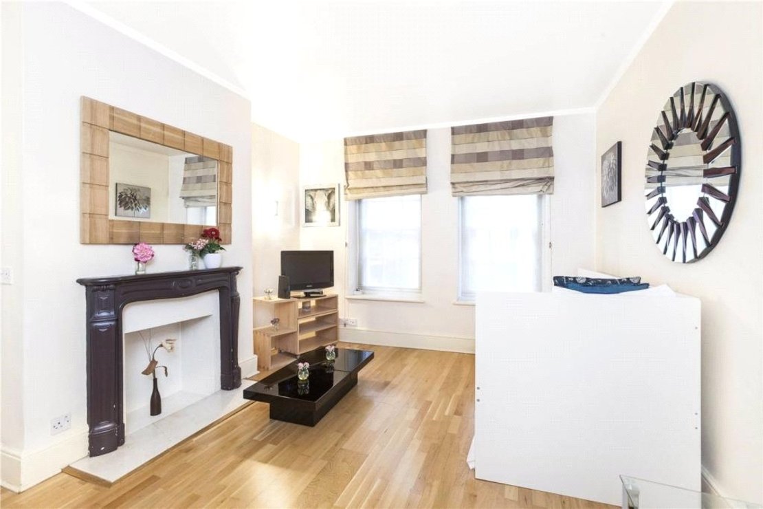 1 bedroom Flat to rent in Garrick House-view2