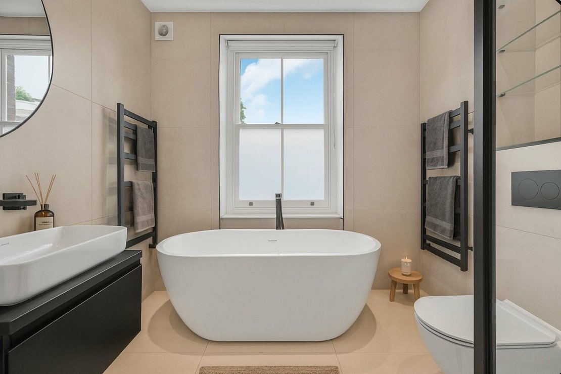 4 bedroom Maisonette to rent in Gayton Road-view6