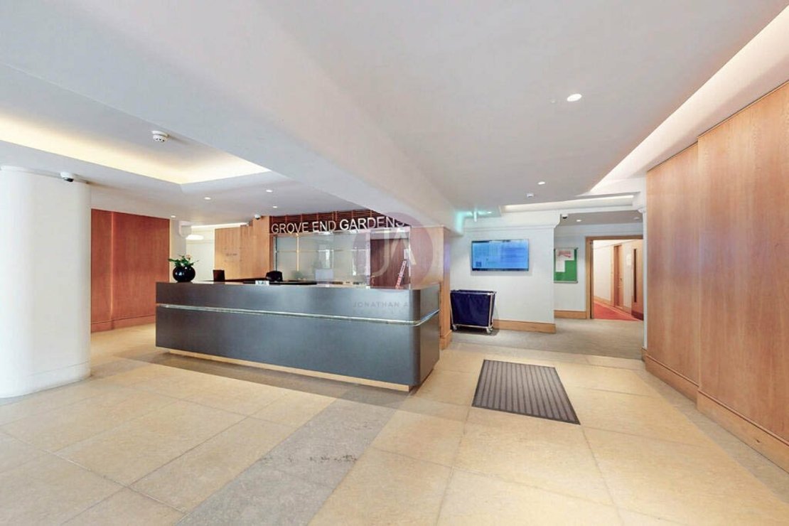 2 bedroom Flat to rent in Grove End Gardens-view3