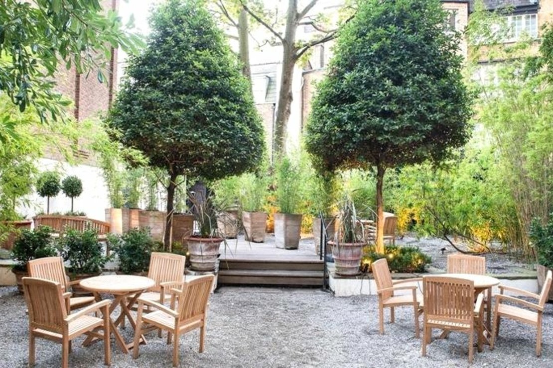 Flat to rent in Hill Street-view4