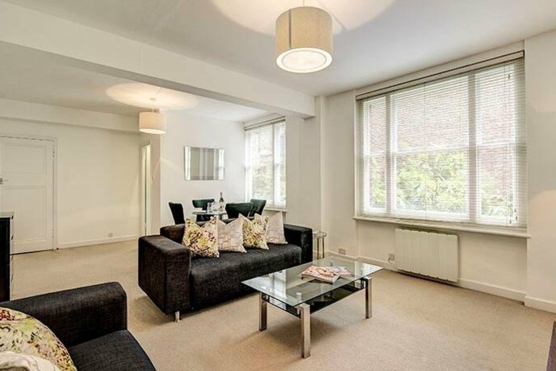 1 bedroom Flat to rent in Hill Street-view1