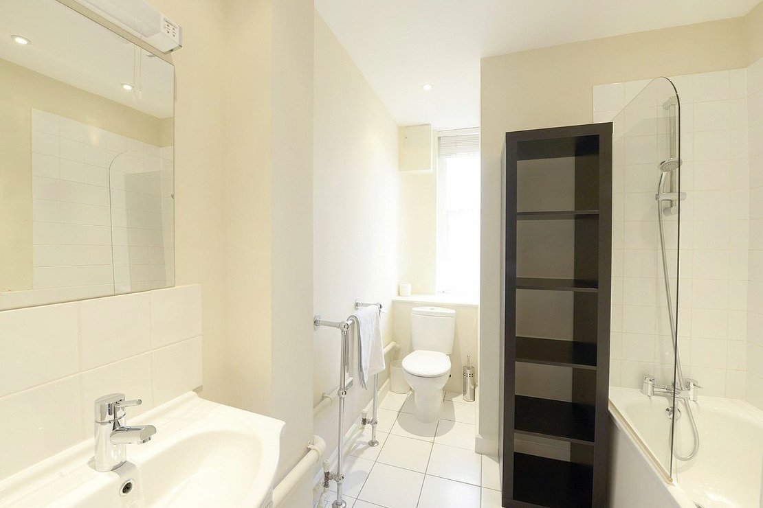 1 bedroom Flat to rent in Hill Street-view5