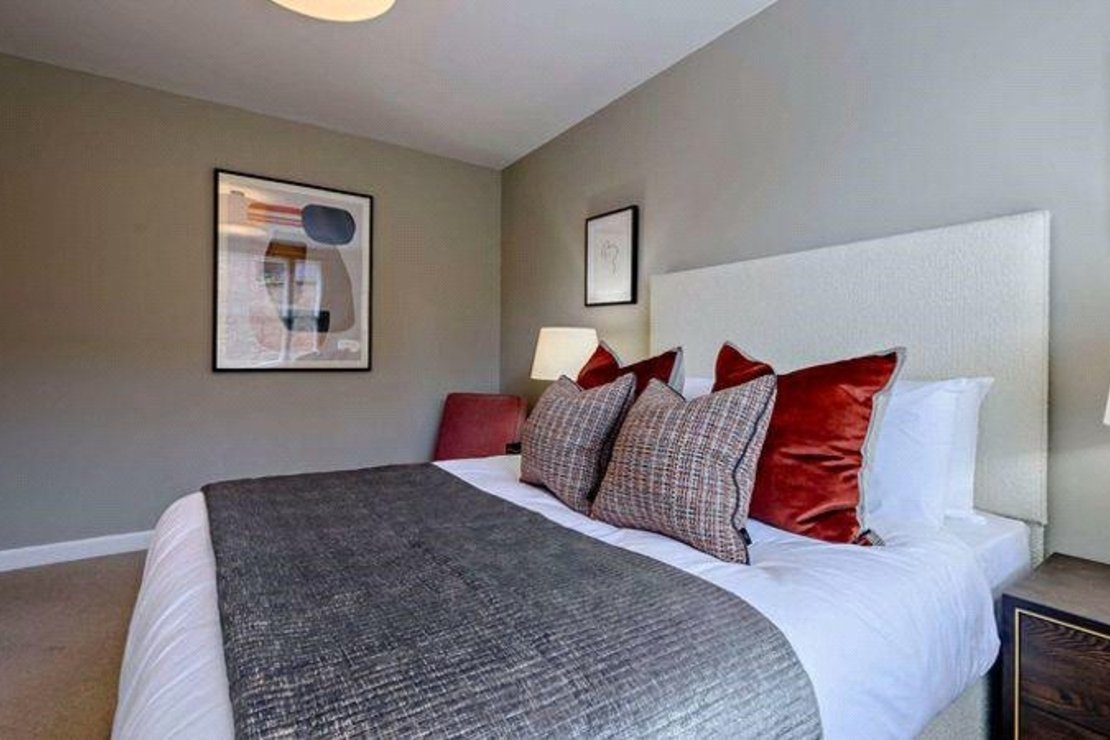 1 bedroom Flat to rent in Hill Street-view9