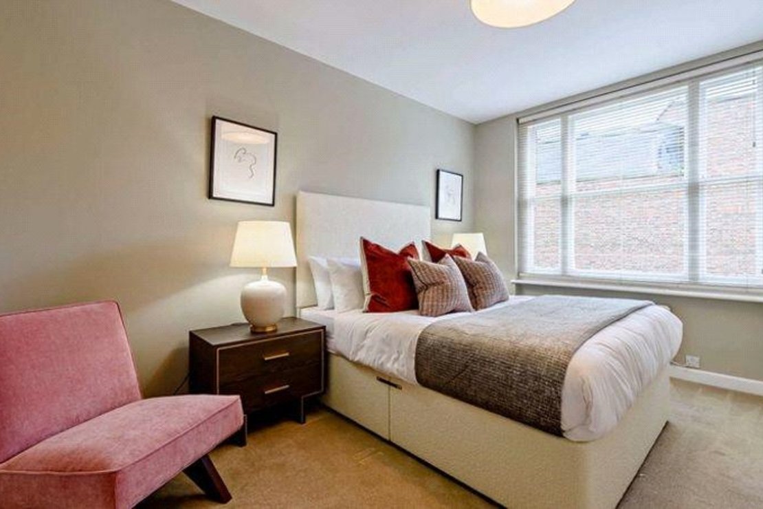 1 bedroom Flat to rent in Hill Street-view8