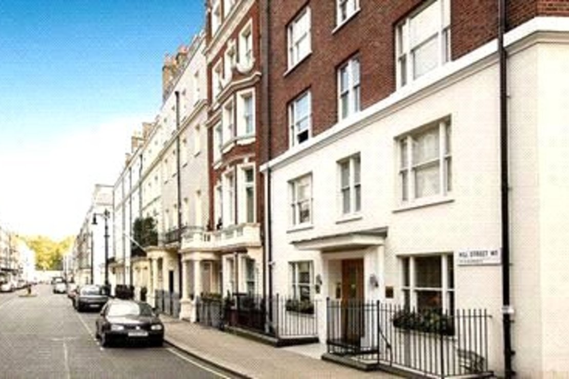 Flat to rent in Hill Street-view6