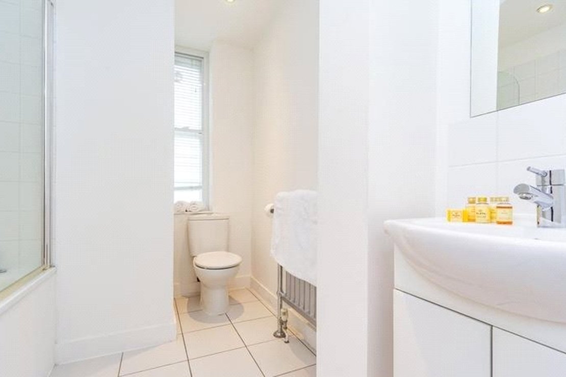 1 bedroom Flat to rent in Hill Street-view7