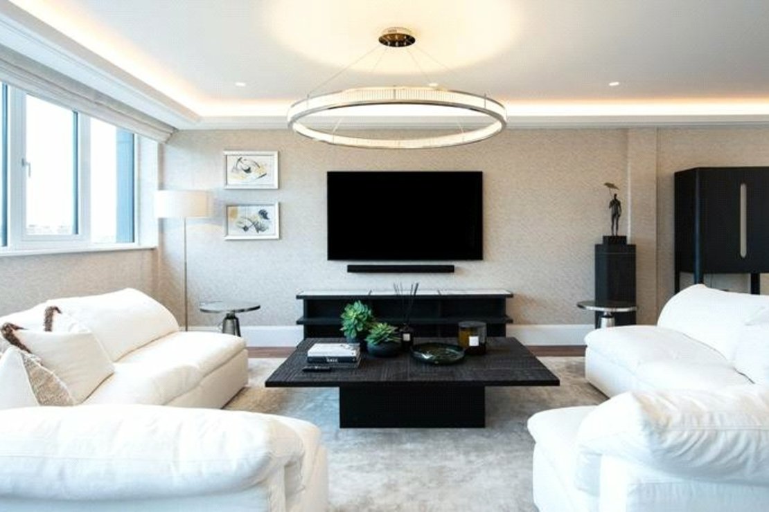 3 bedroom Flat to rent in Imperial House-view13