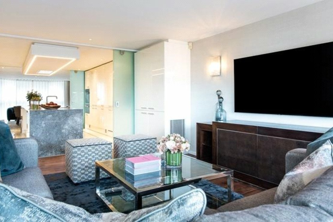 3 bedroom Flat to rent in Imperial House-view4