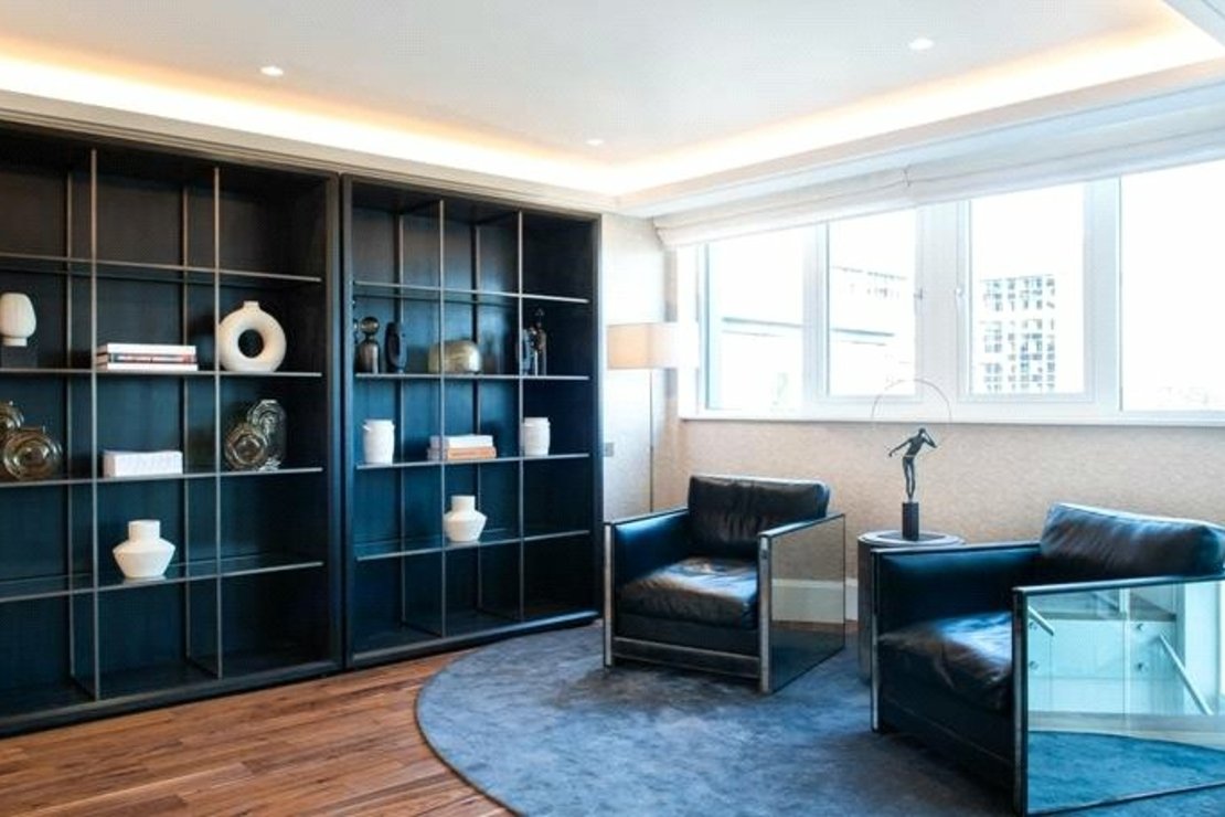 3 bedroom Flat to rent in Imperial House-view14