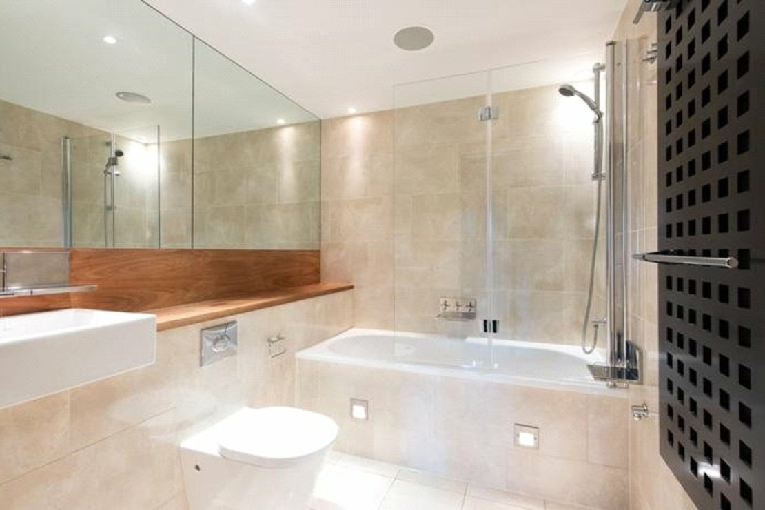 3 bedroom Flat to rent in Imperial House-view17