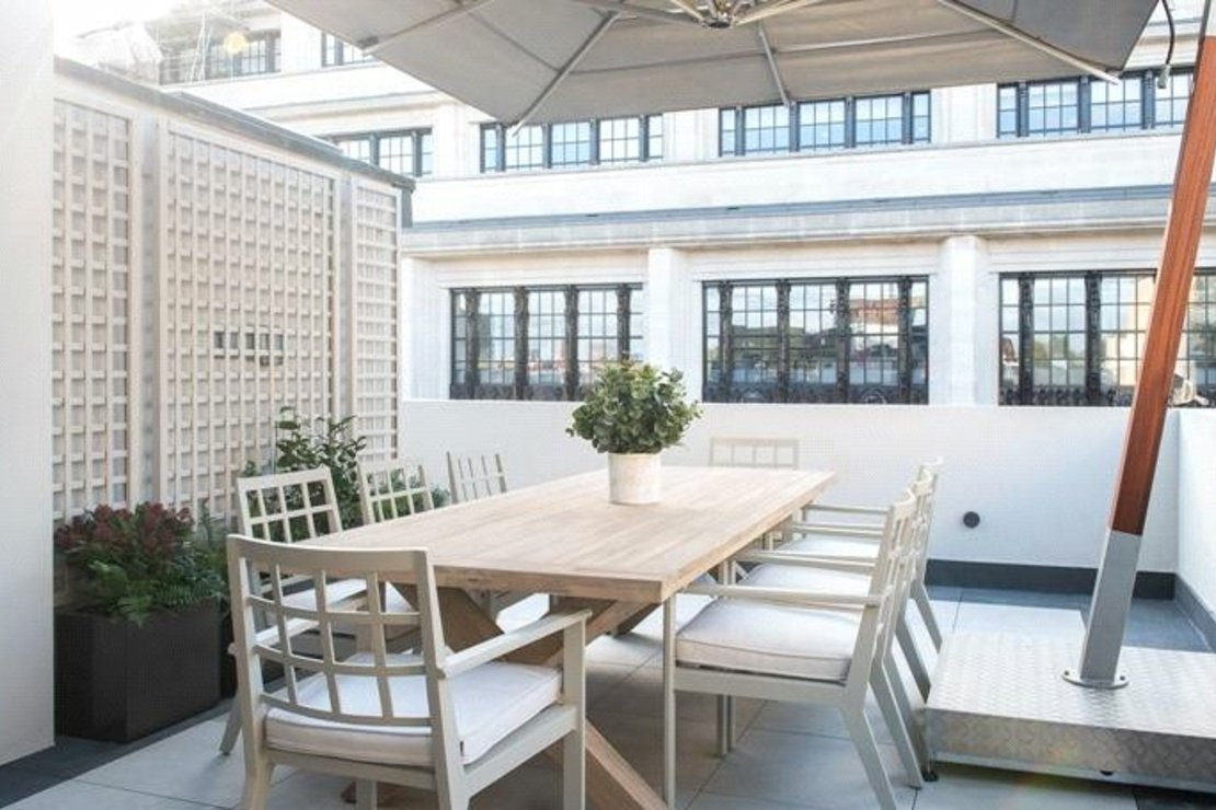 3 bedroom Flat to rent in Imperial House-view24