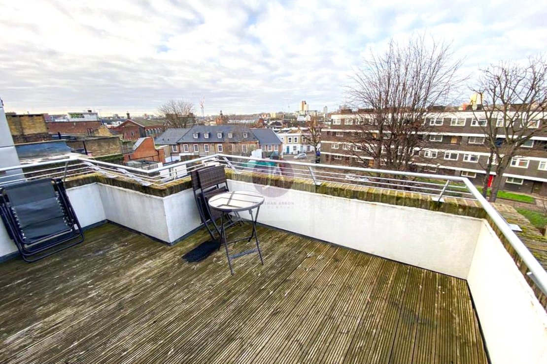 1 bedroom Flat to rent in Kentish Town Road-view14