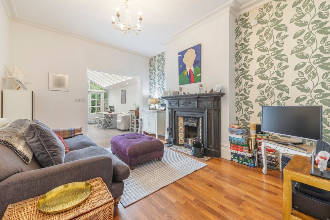 5 bedroom House to rent in Keyes Road-view12