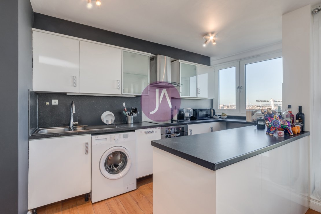 1 bedroom Flat to rent in Lords View-view4