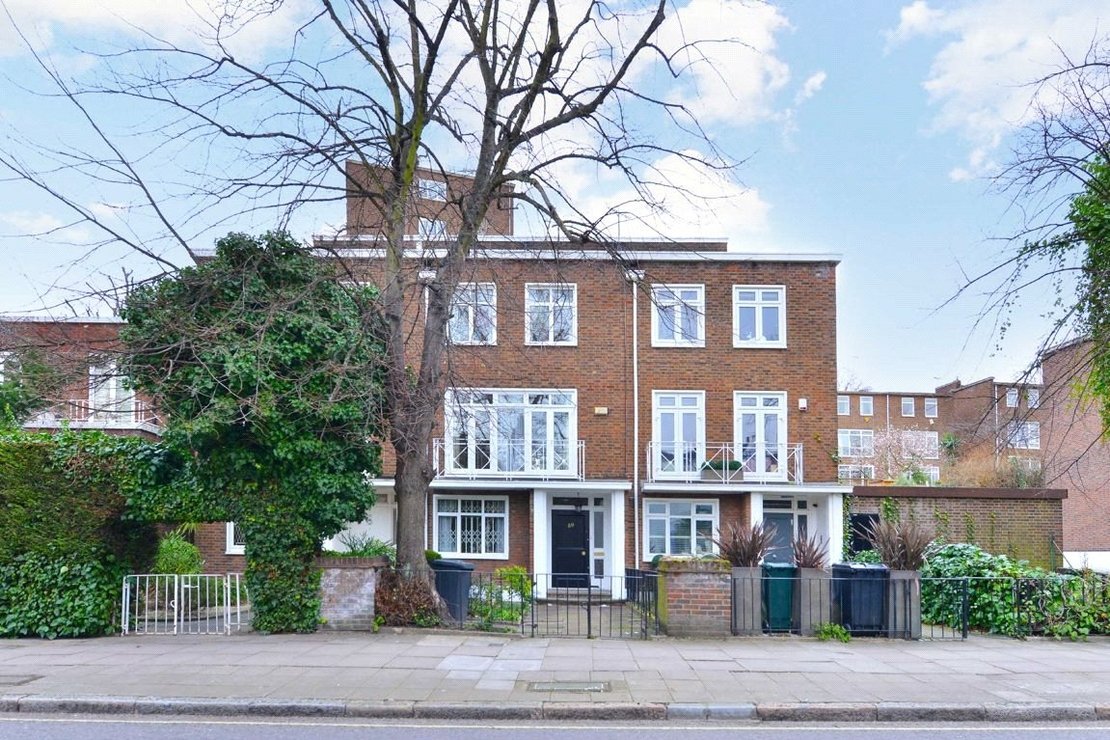 4 bedroom House to rent in Loudoun Road-view1