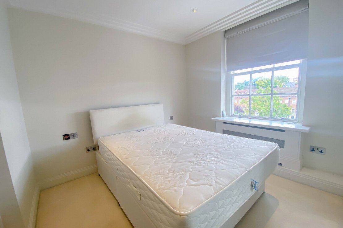 2 bedroom Flat to rent in Manor Apartments-view7