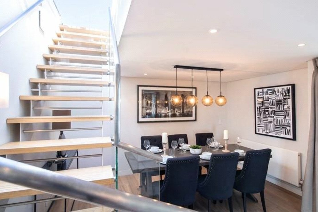 4 bedroom Flat,Newhome to rent in Merchant Square East-view2