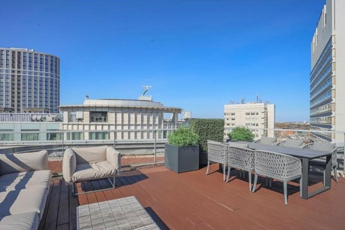 4 bedroom Flat,Newhome to rent in Merchant Square East-view15