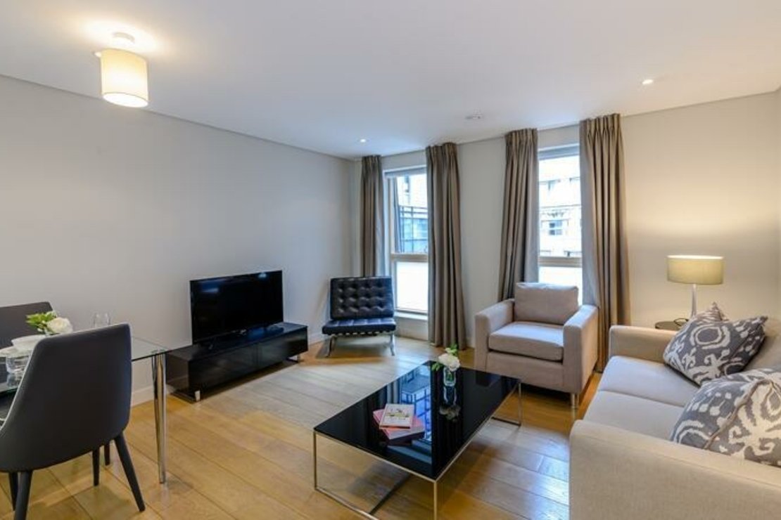 1 bedroom Flat to rent in Merchant Square East-view2