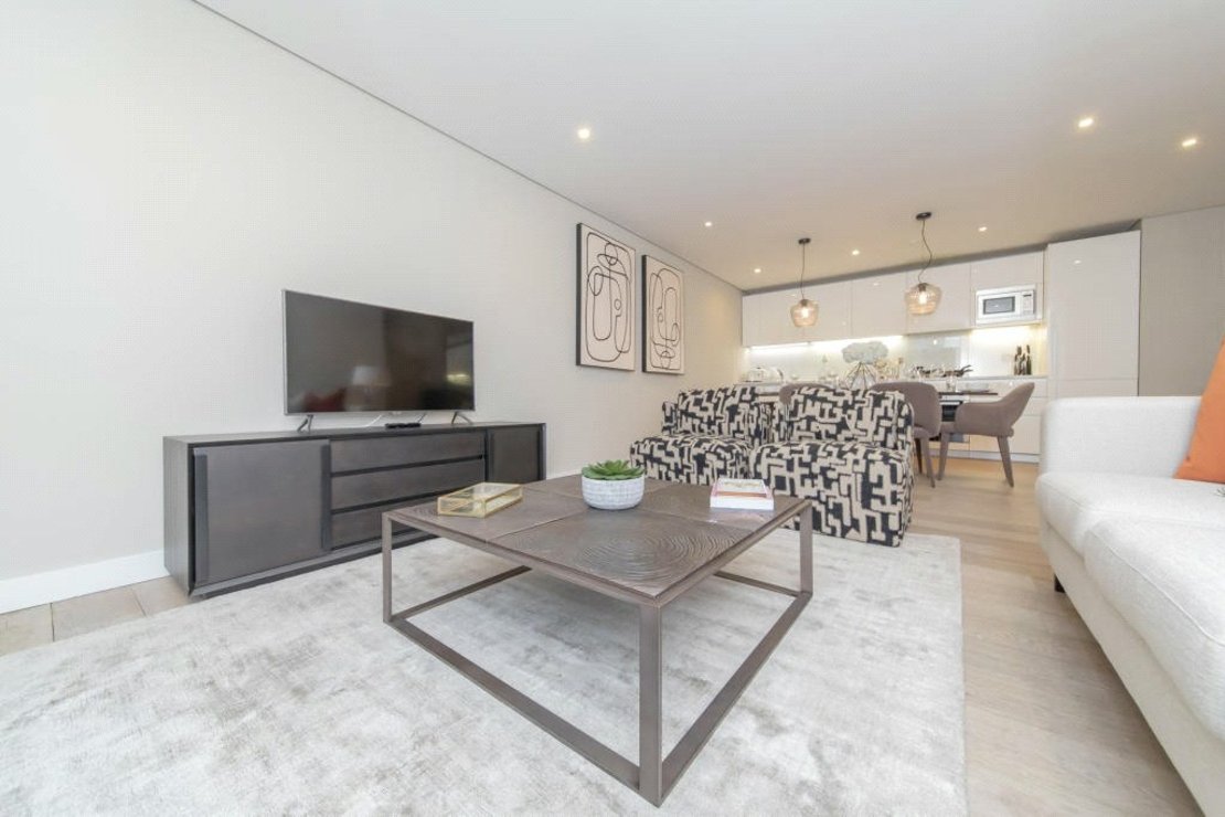 3 bedroom Flat,Newhome to rent in Merchant Square East-view2