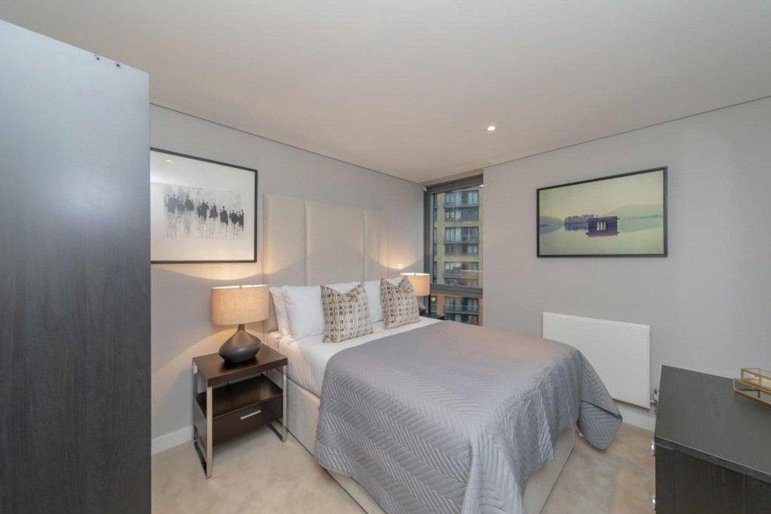 3 bedroom Flat,Newhome to rent in Merchant Square East-view6