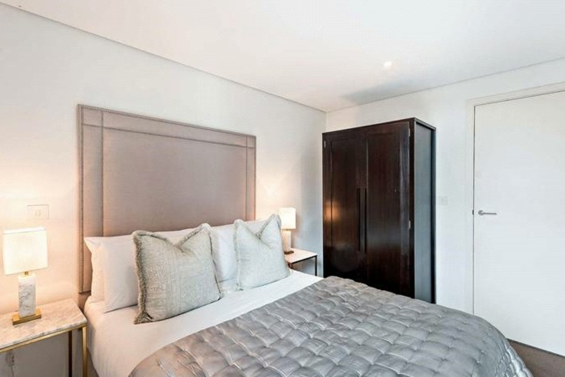 3 bedroom Flat,Newhome to rent in Merchant Square East-view10